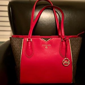 Like New Micheal Kors Tote